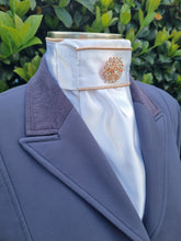 Load image into Gallery viewer, ERA Euro Lyndal Stock Tie - White satin with Rose Gold piping and Rose Gold brooch