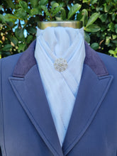Load image into Gallery viewer, ERA DEB Cotton Self Stripe Pre-tied Stock Tie Cravat with brooch