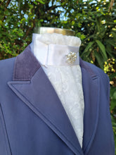 Load image into Gallery viewer, ERA EURO GRACE Stock Tie - White lace and satin with choice of brooch
