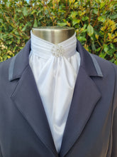 Load image into Gallery viewer, ERA EURO BELLE STOCK TIE - White lustre satin with white piping and brooch