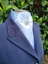 Load image into Gallery viewer, ERA DEB LUSTRE STOCK TIE - White lustre satin with brooch