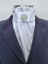 Load image into Gallery viewer, ERA EURO LYNDAL Stock Tie - White satin and silver brocade with brooch