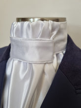 Load image into Gallery viewer, ERA EURO CHARIZE STOCKTIE - White satin with piping and silver brooch
