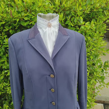 Load and play video in Gallery viewer, ERA EURO BELLE with PEARLS & CRYSTALS Stock Tie - White lustre satin with, lace frill, rose gold & clear crystals and rose gold brooch