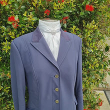 Load and play video in Gallery viewer, ERA ELLE Pre-tied Stock Tie - White satin Soft Ties with Embroidered Lace Centre and silver brooch