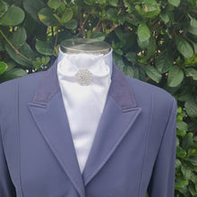 Load and play video in Gallery viewer, ERA DEB LUSTRE STOCK TIE - White lustre satin with brooch