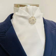 Load image into Gallery viewer, ERA DEB STOCK TIE - Cream satin with brooch