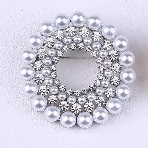 DIORE Pearl brooch in silver or gold - Free postage in Australia