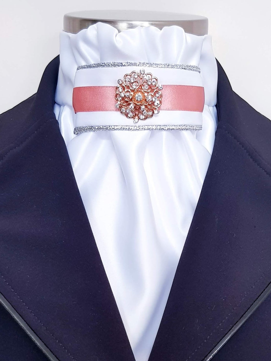 ERA EURO REGAL STOCK TIE - White satin, silver piping, rose gold trim and rose gold brooch
