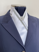 Load image into Gallery viewer, ERA ALEX STOCK TIE - White with navy pleated centre, silver piping and trim & brooch