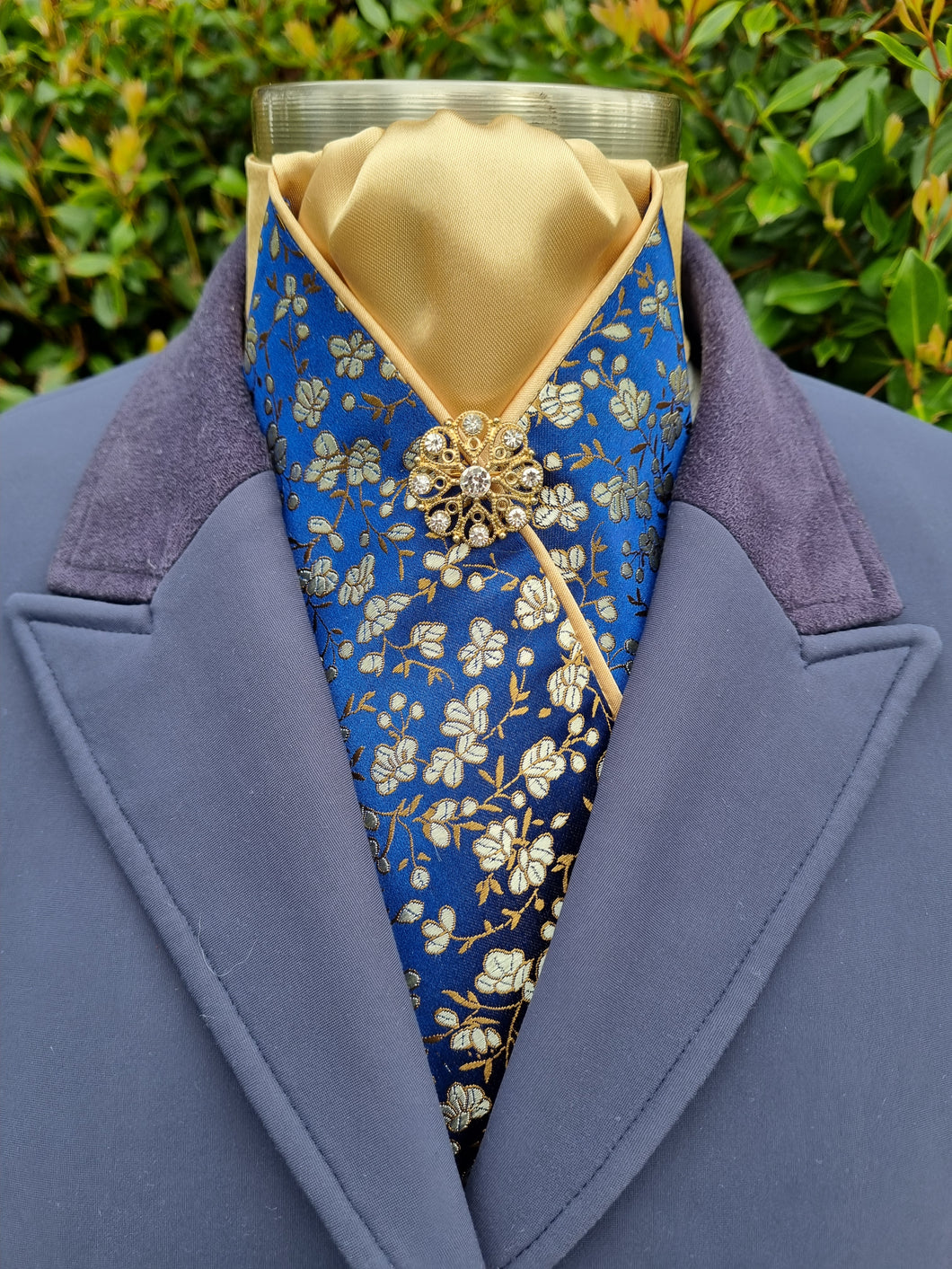 ERA Designer Collection Pre-tied Stock Tie Plastron -  Oriental Brocade - Regency