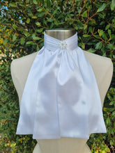 Load image into Gallery viewer, ERA EURO BELLE STOCK TIE - White lustre satin with white piping and brooch
