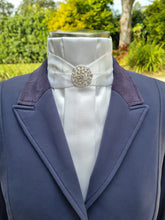 Load image into Gallery viewer, ERA Euro Adeline Stock Tie - Pleated White satin_brooch
