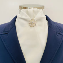 Load image into Gallery viewer, ERA DEB STOCK TIE - CLEARANCE - Cream satin with brooch
