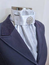 Load image into Gallery viewer, ERA EURO LYNDAL Stock Tie - White satin and silver brocade with brooch

