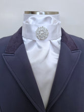 Load image into Gallery viewer, ERA EURO LYNDAL Stock Tie - White satin with brooch
