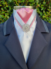 Load image into Gallery viewer, ERA RACHAEL STOCK TIE - White satin and pink, with silver &amp; pink "V" piping &amp; brooch
