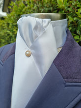 Load image into Gallery viewer, ERA "THE CLASSIC" STOCK TIE - White satin with stud pin
