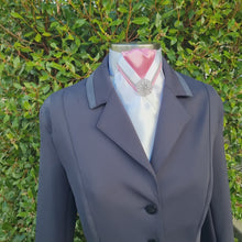 Load and play video in Gallery viewer, ERA RACHAEL STOCK TIE - White satin and pink, with silver &amp; pink "V" piping &amp; brooch
