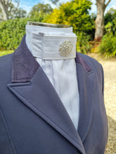 Load image into Gallery viewer, ERA Euro Lyndal Stock Tie - White cotton with self stripe &amp; brooch
