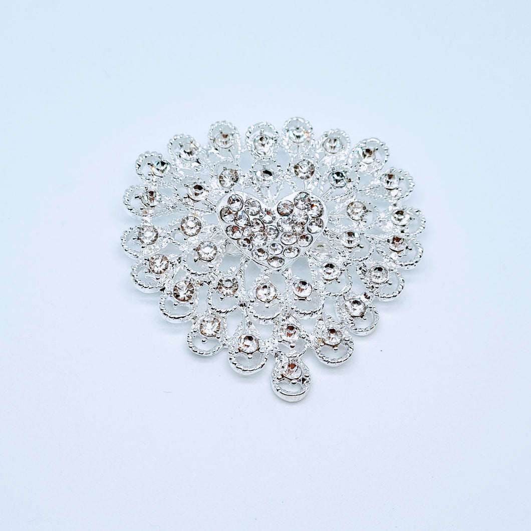 Large Heart shaped Crystal brooch – Free postage in Australia