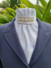 Load image into Gallery viewer, ERA EURO REGAL STOCK TIE - White satin, silver piping, flower pearl trim
