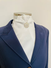 Load image into Gallery viewer, ERA DEB STOCK TIE - Cream satin with brooch
