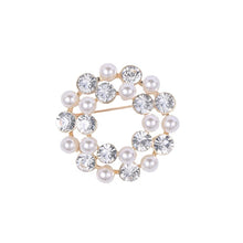 Load image into Gallery viewer, EVE Pearl &amp; crystal brooch – Free postage in Australia
