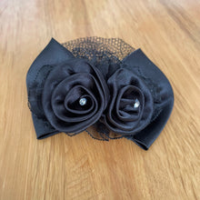 Load image into Gallery viewer, ROSE Hair barrette - Black
