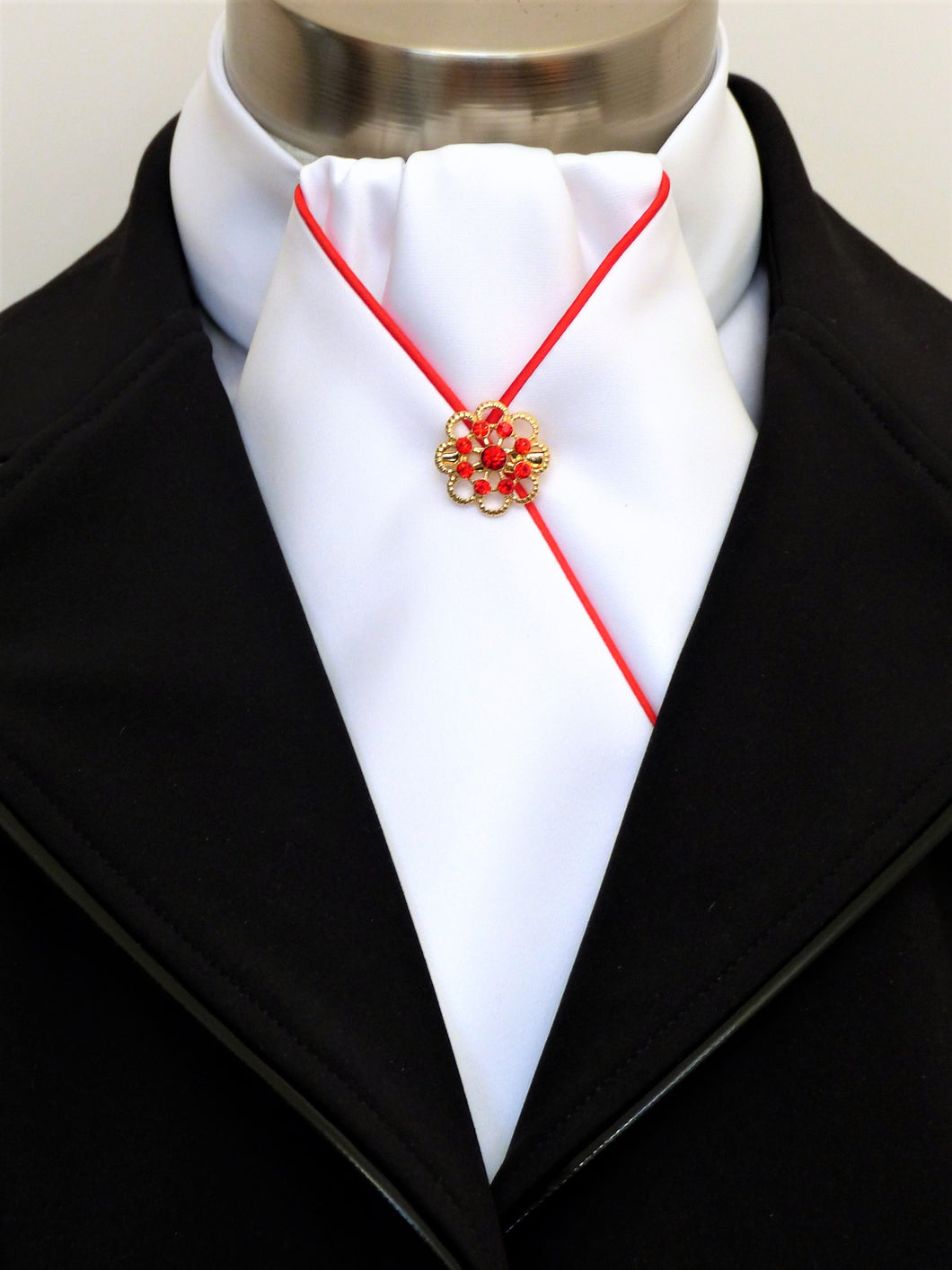 ERA HARLEY STOCK TIE - White satin, red piping and gold brooch