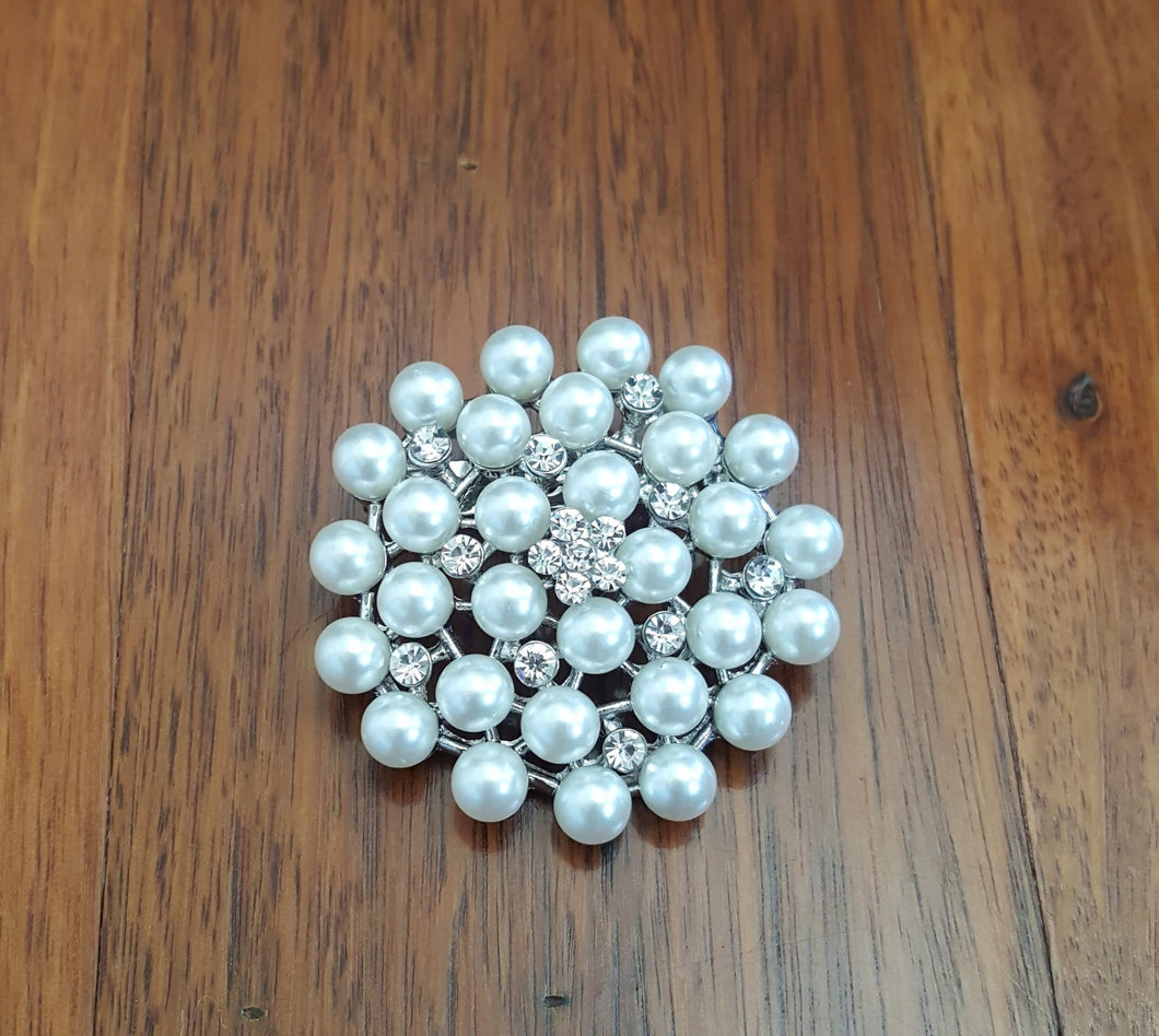 JOANNE light Grey pearl & crystal brooch – Free post in Australia