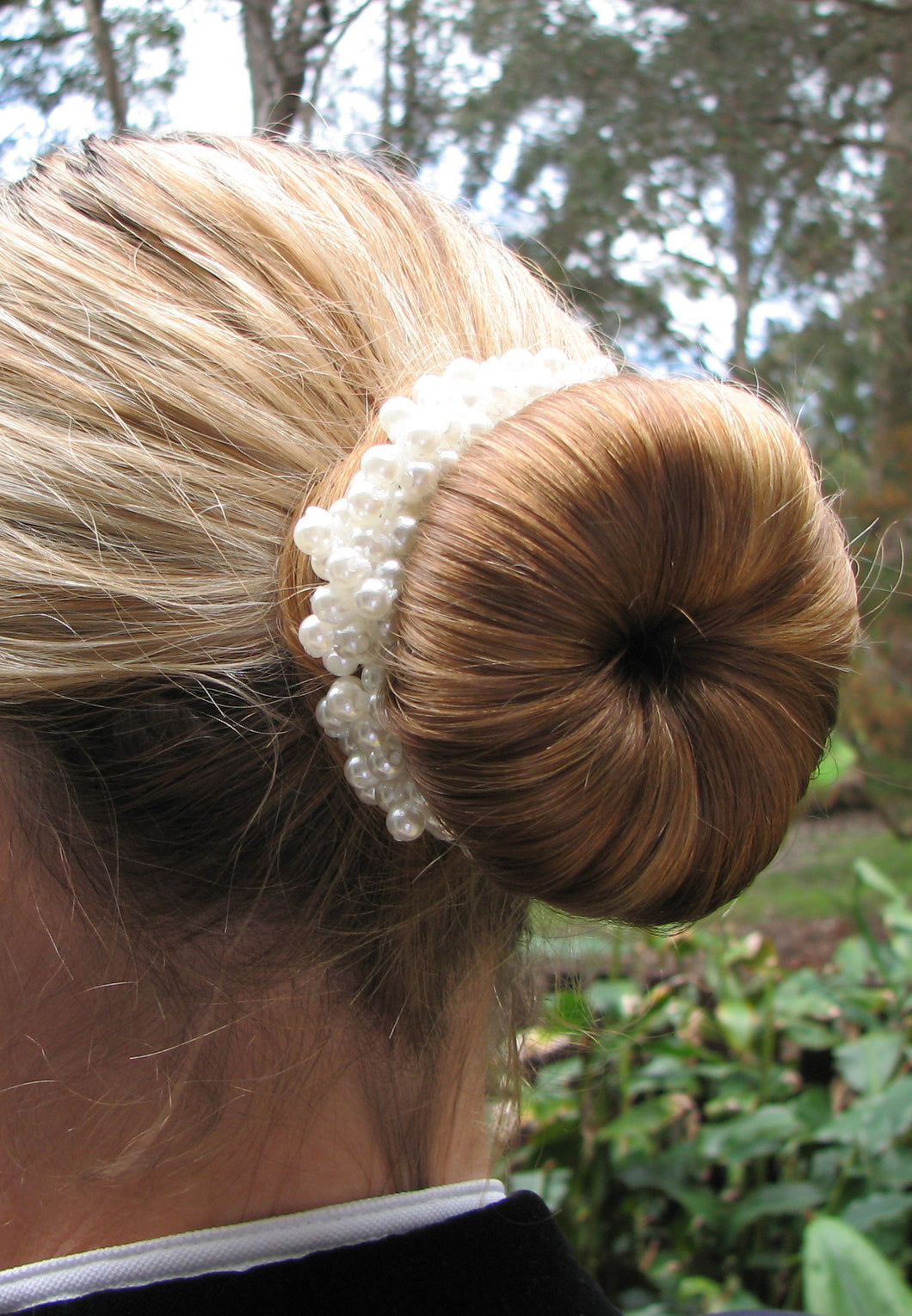 JODIE Pearl hair scrunchie - Natural, Navy, silver or Black